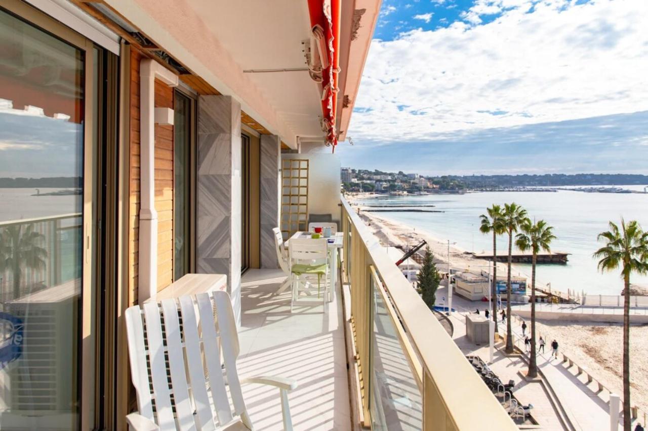 Air-Conditioned Apartment With Sea View And At The Foot Of The Beaches アンティーブ エクステリア 写真